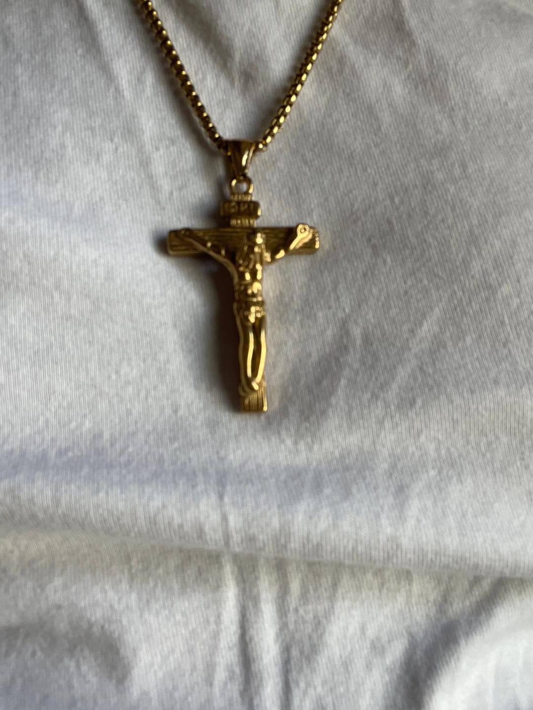 Customer photo review of FREE Today: Christ Jewelry Crucifix Pendant Charm Necklace