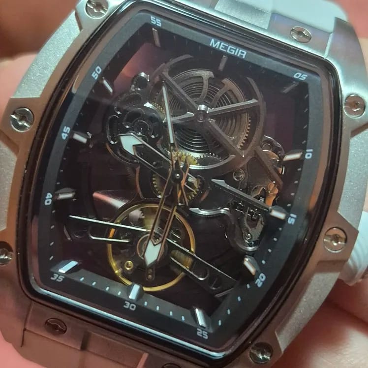 Customer photo review of Veyron Skeleton Automatic™