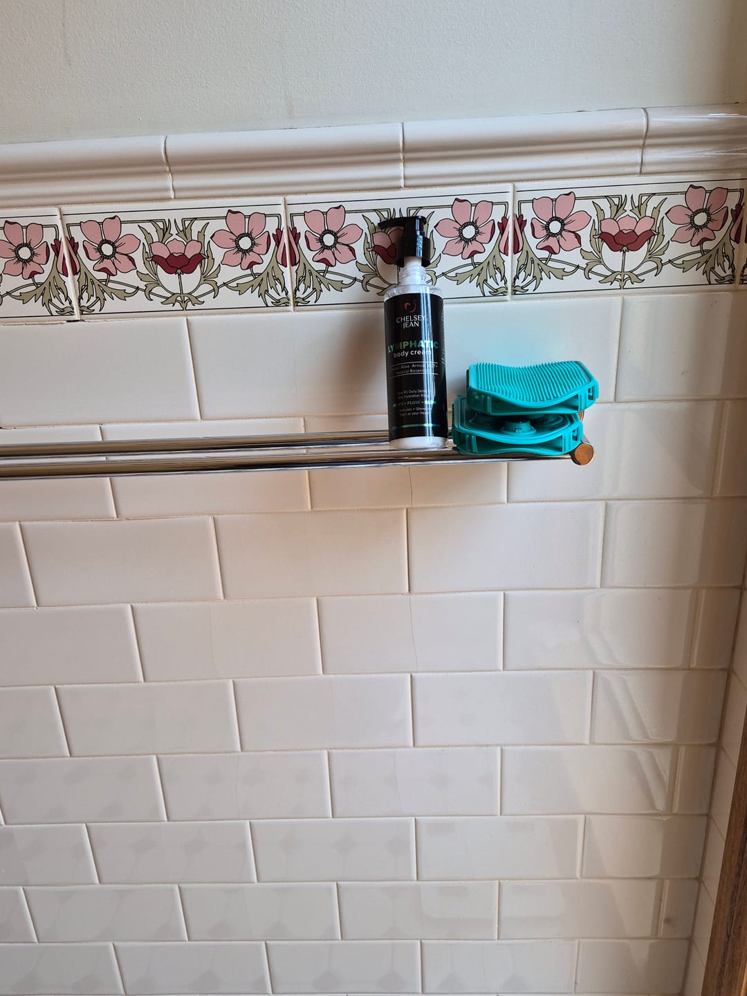 Customer photo review of Dual-Action Lymphatic Gloves