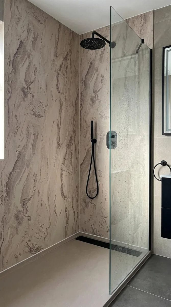 Customer photo review of Panneau PVC - Effet Pierre Gris - 250 x 120 cm – 100% Imperméable - 15 ans Garantie