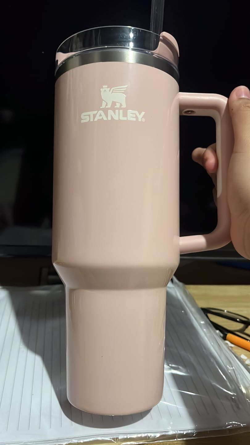 Customer photo review of Stanley Quencher H2.0 Flowstate™ Tumbler Vintage Summer | 1.18L