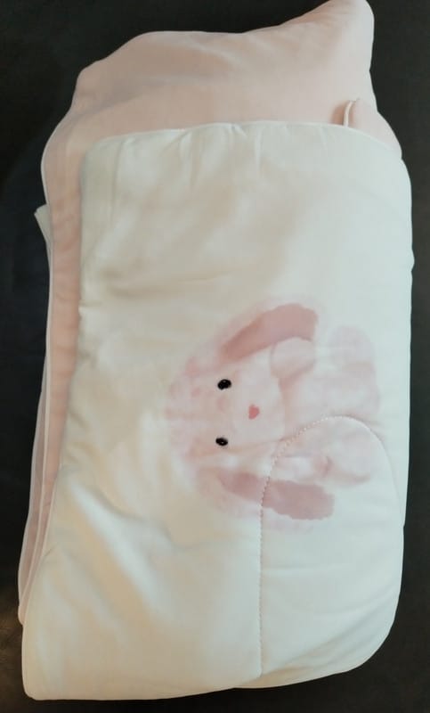 Customer photo review of Getha Kid’s Cooling Blanket