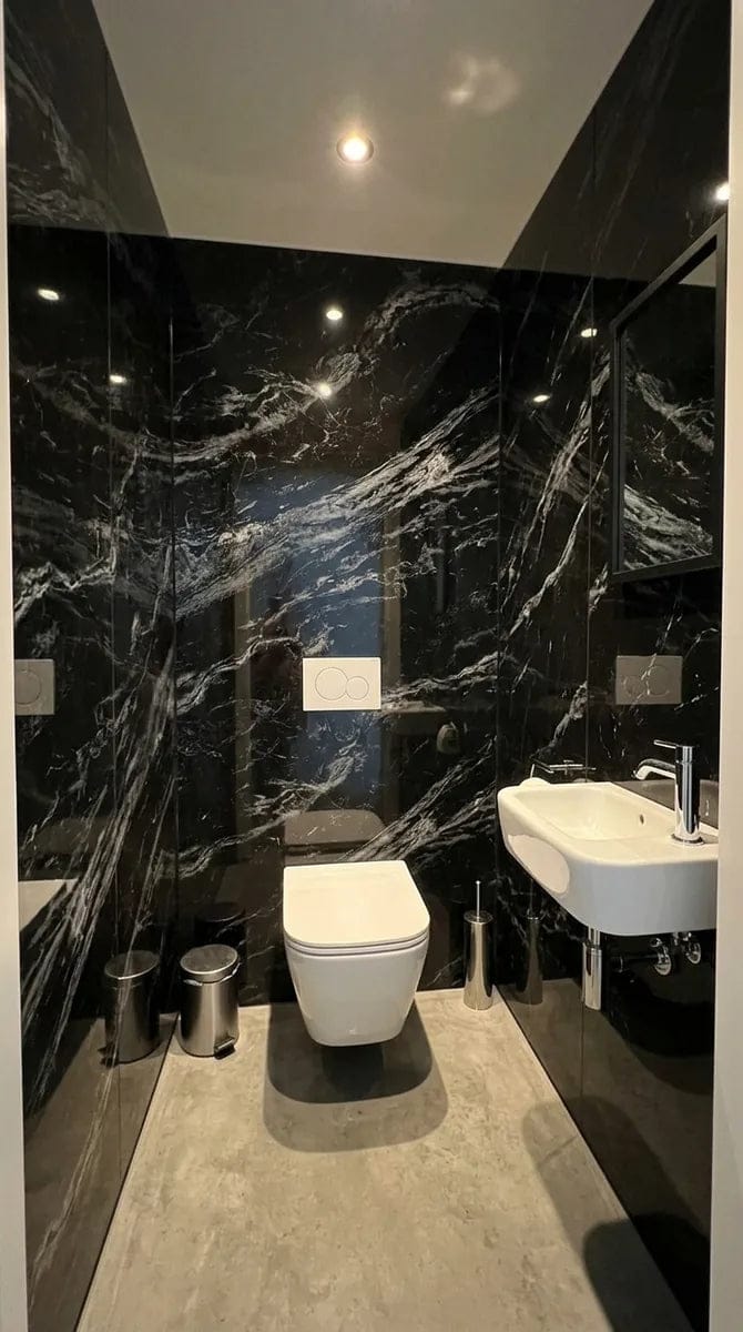 Customer photo review of Panneau PVC - Effet Marbre Noir - 250 x 120 cm – 100% Imperméable - 15 ans Garantie