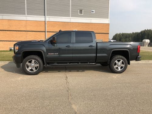 Customer photo review of 2011-2019 Duramax KRYPTONITE Stage 2 Leveling Kit (KR11STAGE2)