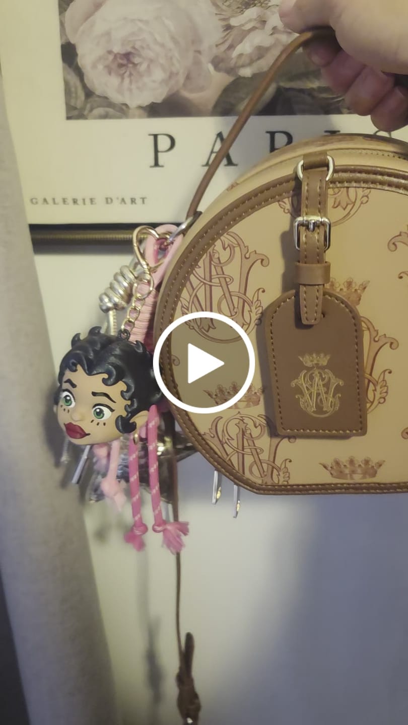 Customer video review of "Curly Temple" Toy Collectible Bag Charm