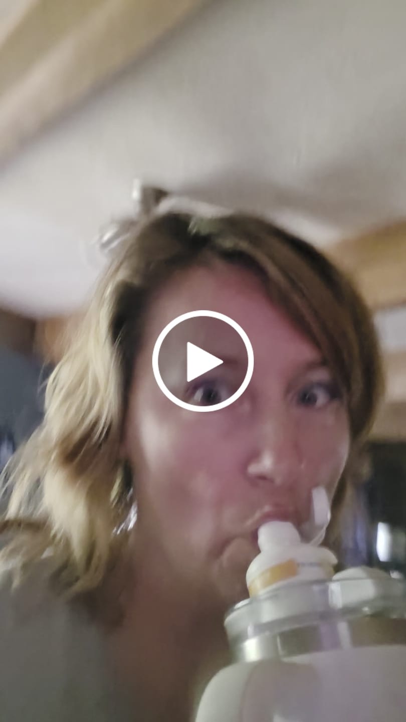 Customer video review of Frosted Paradise Refresher