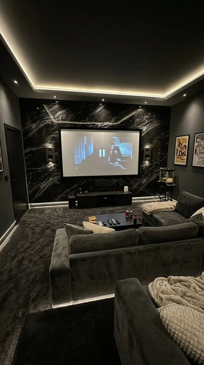 Customer photo review of Panneau PVC - Effet Marbre Noir - 250 x 120 cm – 100% Imperméable - 15 ans Garantie
