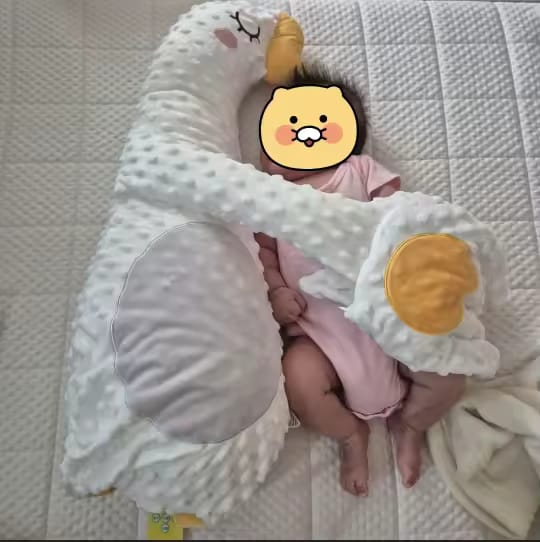Customer photo review of Baby Patting Sleep Comfort Pillow