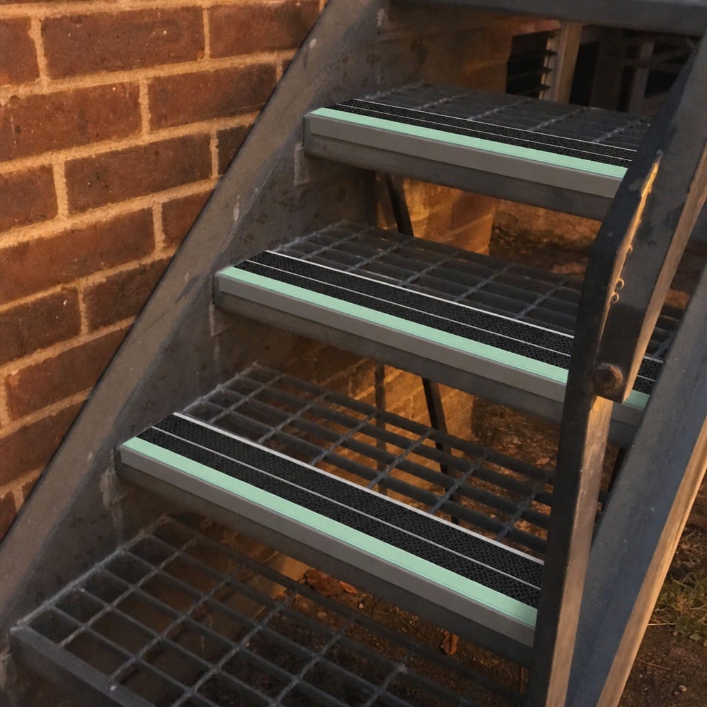 Customer photo review of Safety Stair Nosing 85x30mm Slip Resistant Aluminium Indoor Outdoor
