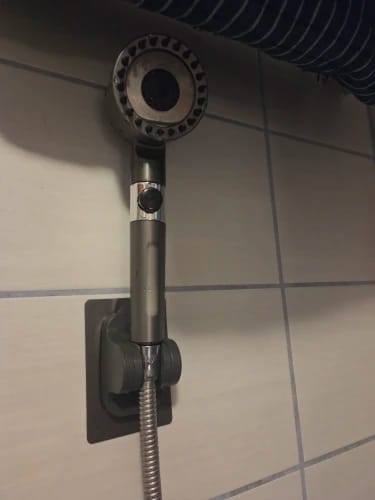 Customer photo review of Doccino Filtrante ZEROTRACCE: Meno Tracce e Più Pulizia nella Tua Doccia