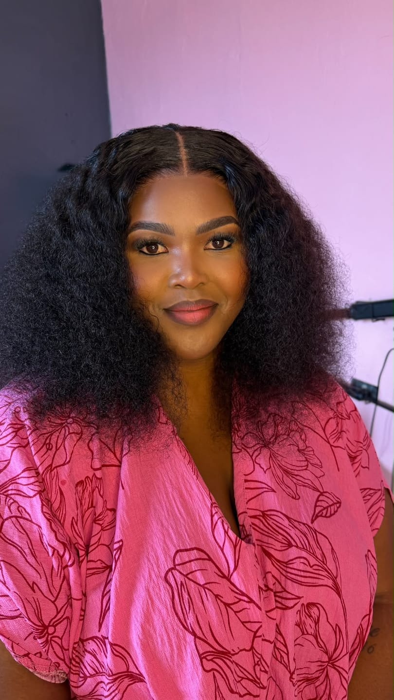 Customer photo review of Burmese curls Glueless 5x5 Unit