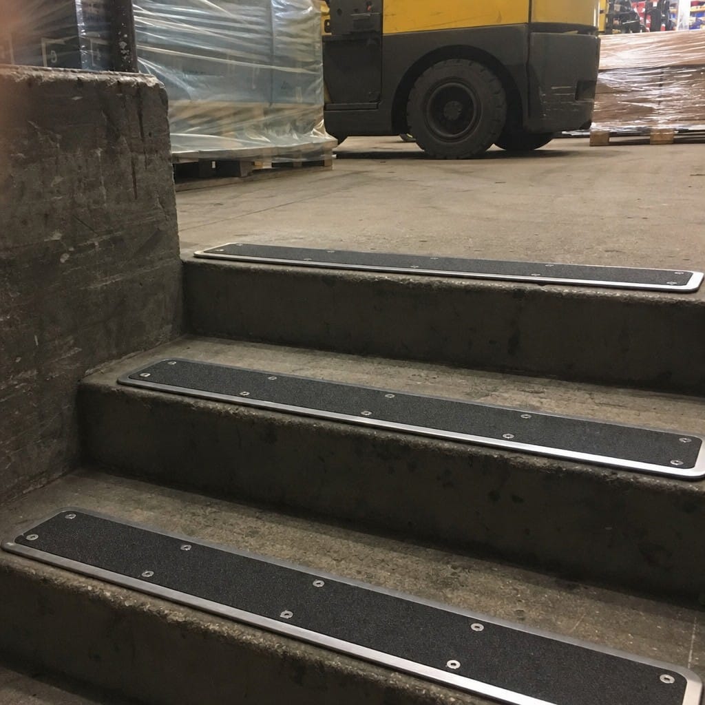 Customer photo review of Steel Treadplates 63mm 115mm Commercial Anti Slip Nosing