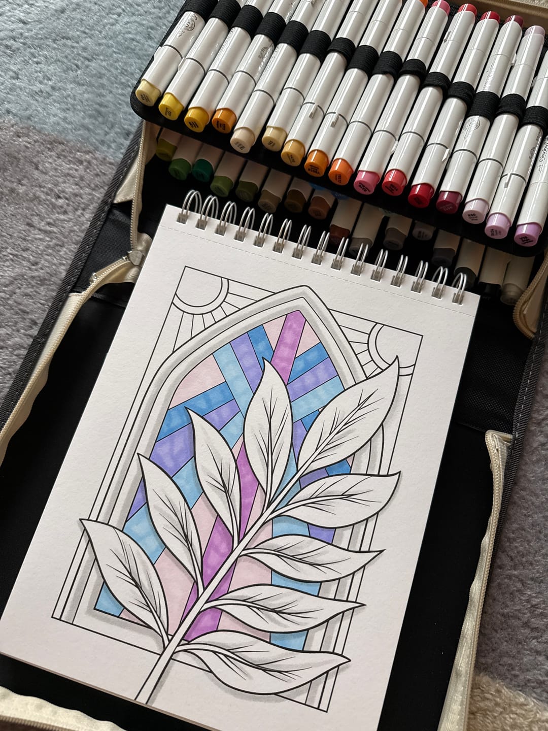 Customer photo review of Ohuhu x Jade Summer Alcohol Markers & Coloring Book Set, 48 Colors, Honolulu B, Brush & Fine Dual Tips