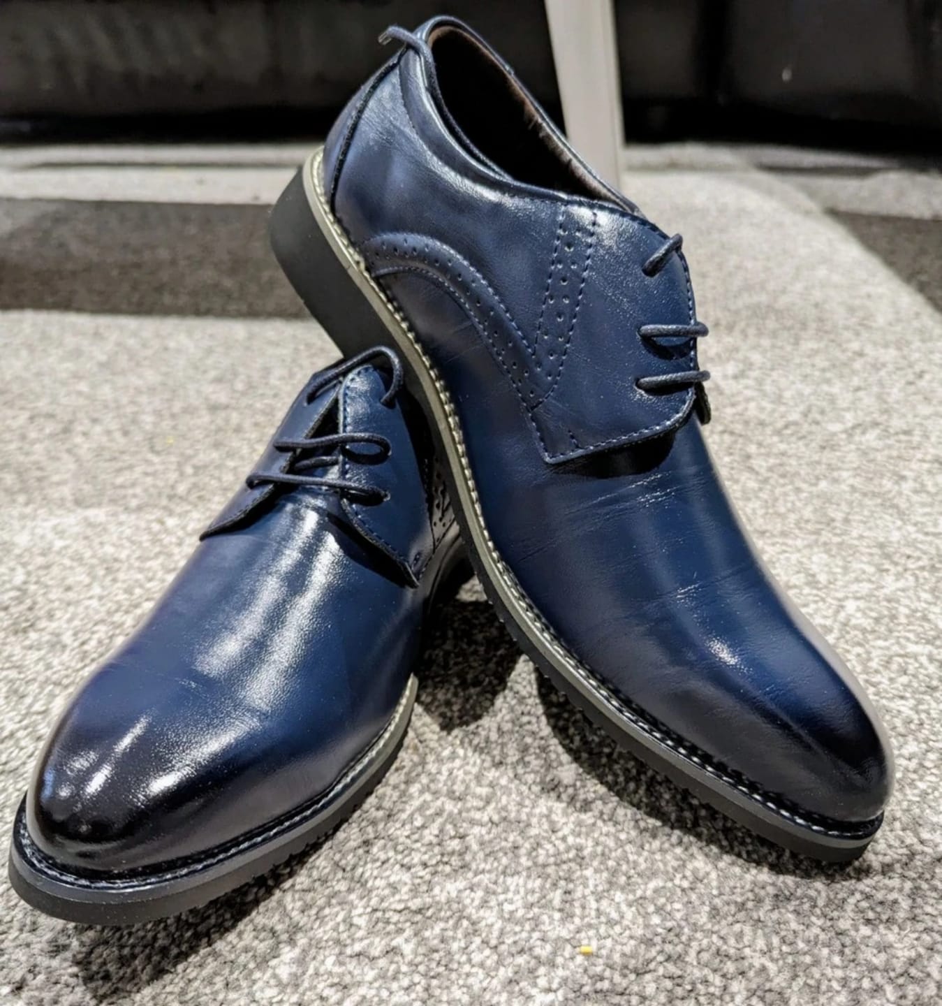 Customer photo review of Men's Perforated Lace-Up Derby Shoes
