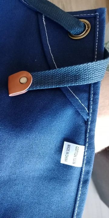Customer photo review of Tablier de Cuisine Noir Femme