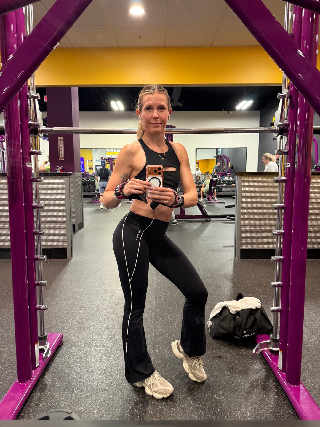 Customer photo review of W2085 - Elevate Flare legging (Short)