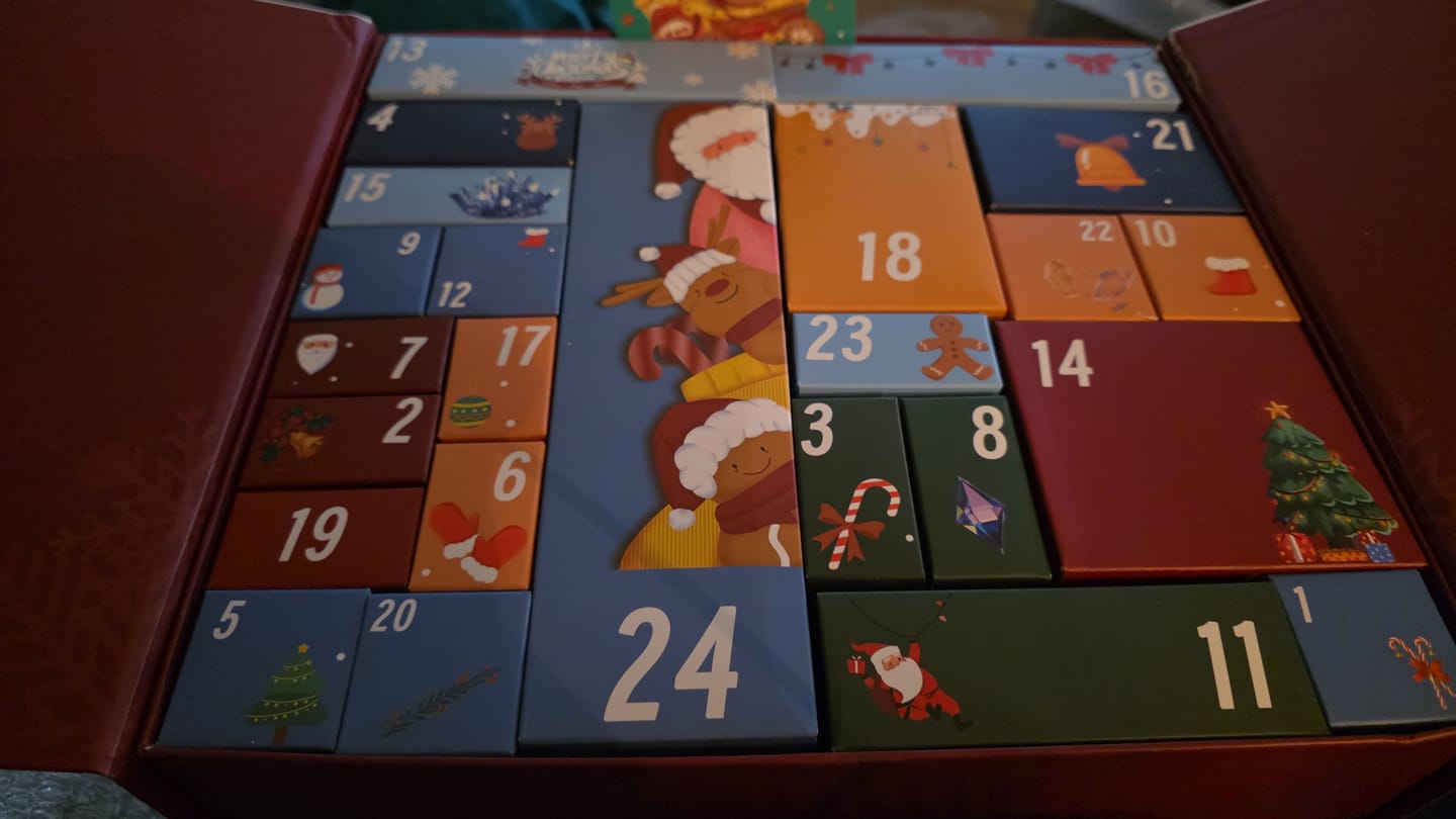 Customer photo review of Christmas Advent Calendar Crystal Gift Box