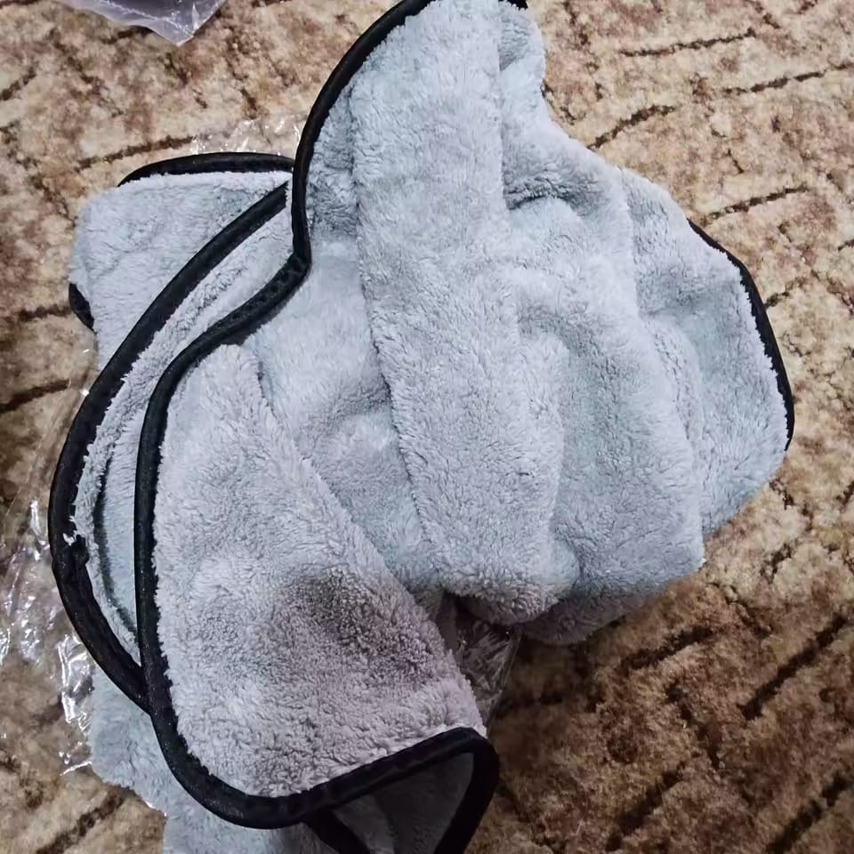 Customer photo review of OneDry™ XL One-Pass Drying Towel — Ultra-Plush Microfiber