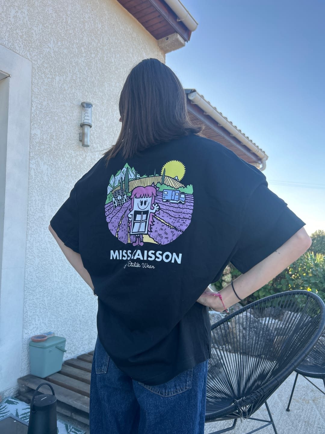 Customer photo review of Miss Caisson - T-shirt