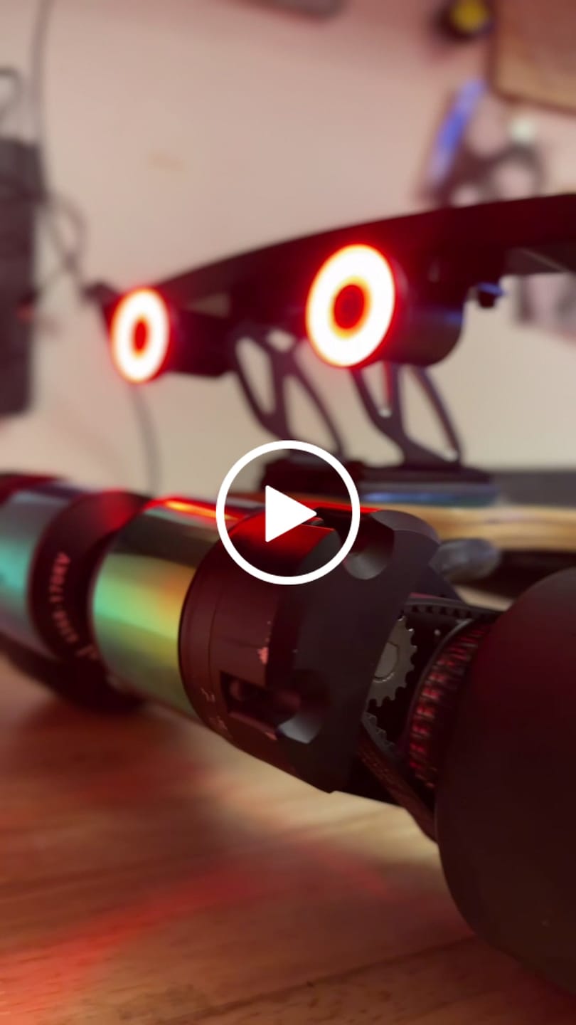 Customer video review of Backfire Cannon II Electric Skateboard Front Lights