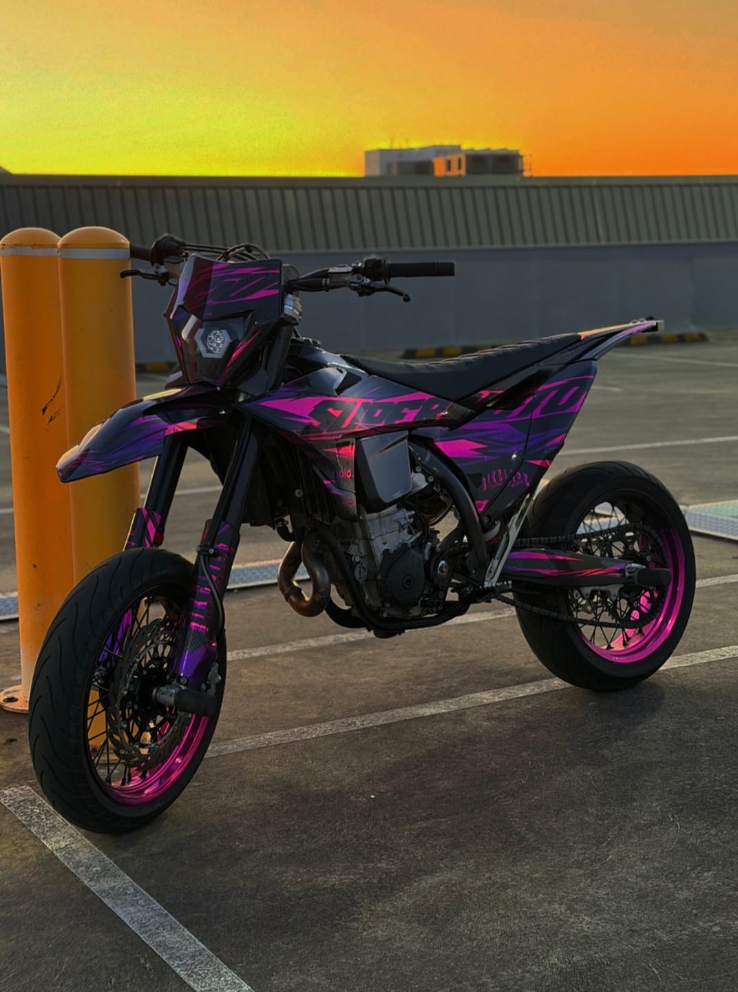 Customer photo review of Phantom - Graphics kit