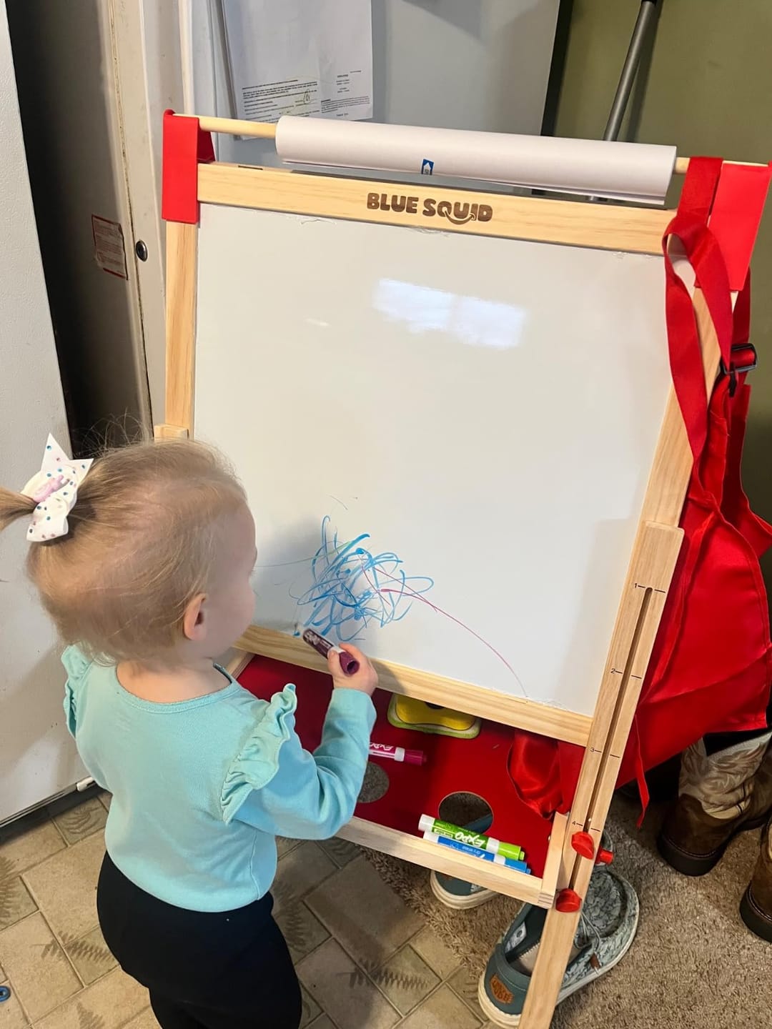 Customer photo review of Art Easel with 100+ Accessories