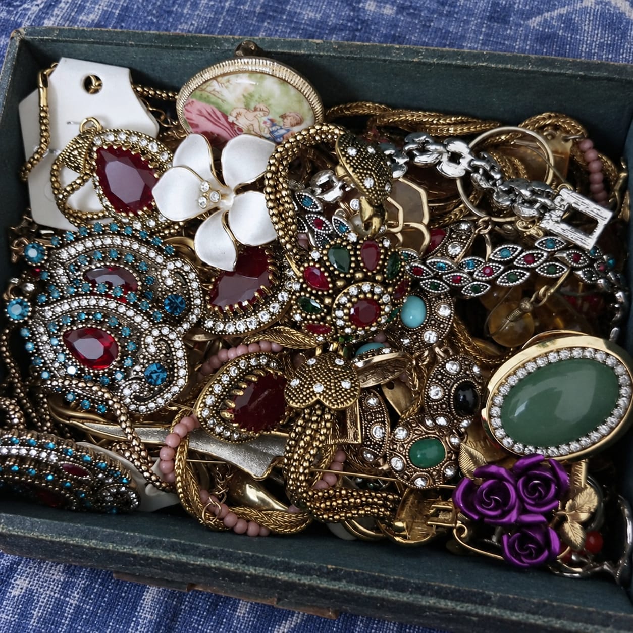 Customer photo review of Mystery Jewelry Jar
