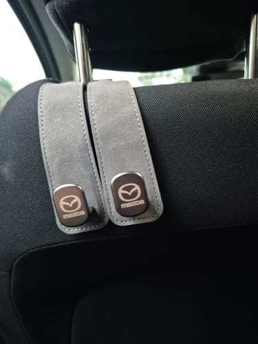 Customer photo review of Maßgeschneiderter Doppelhaken für Autositze