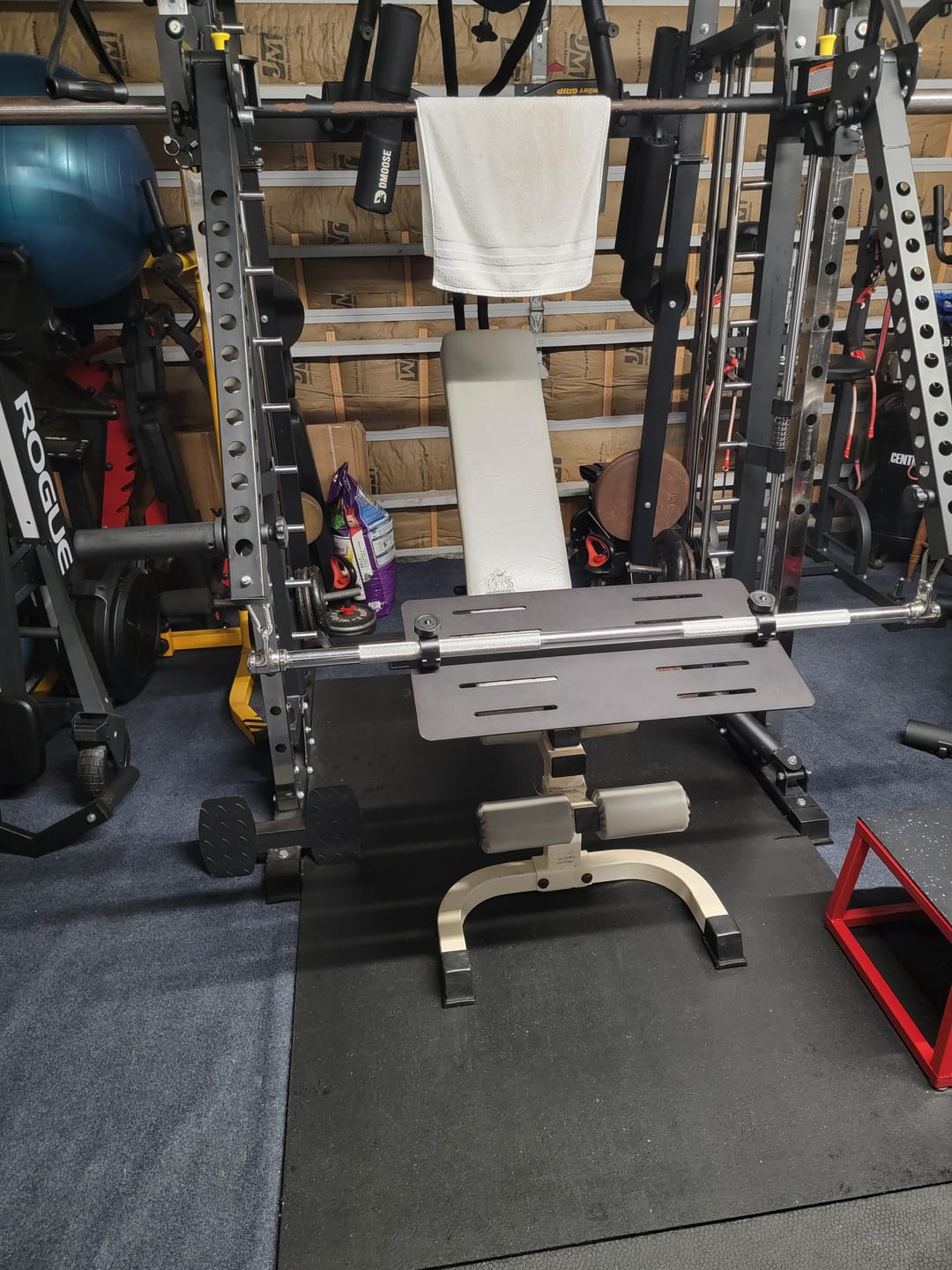 Customer photo review of EVOLPOW Leg Press and Safety Handles Attachment for Smith Machine