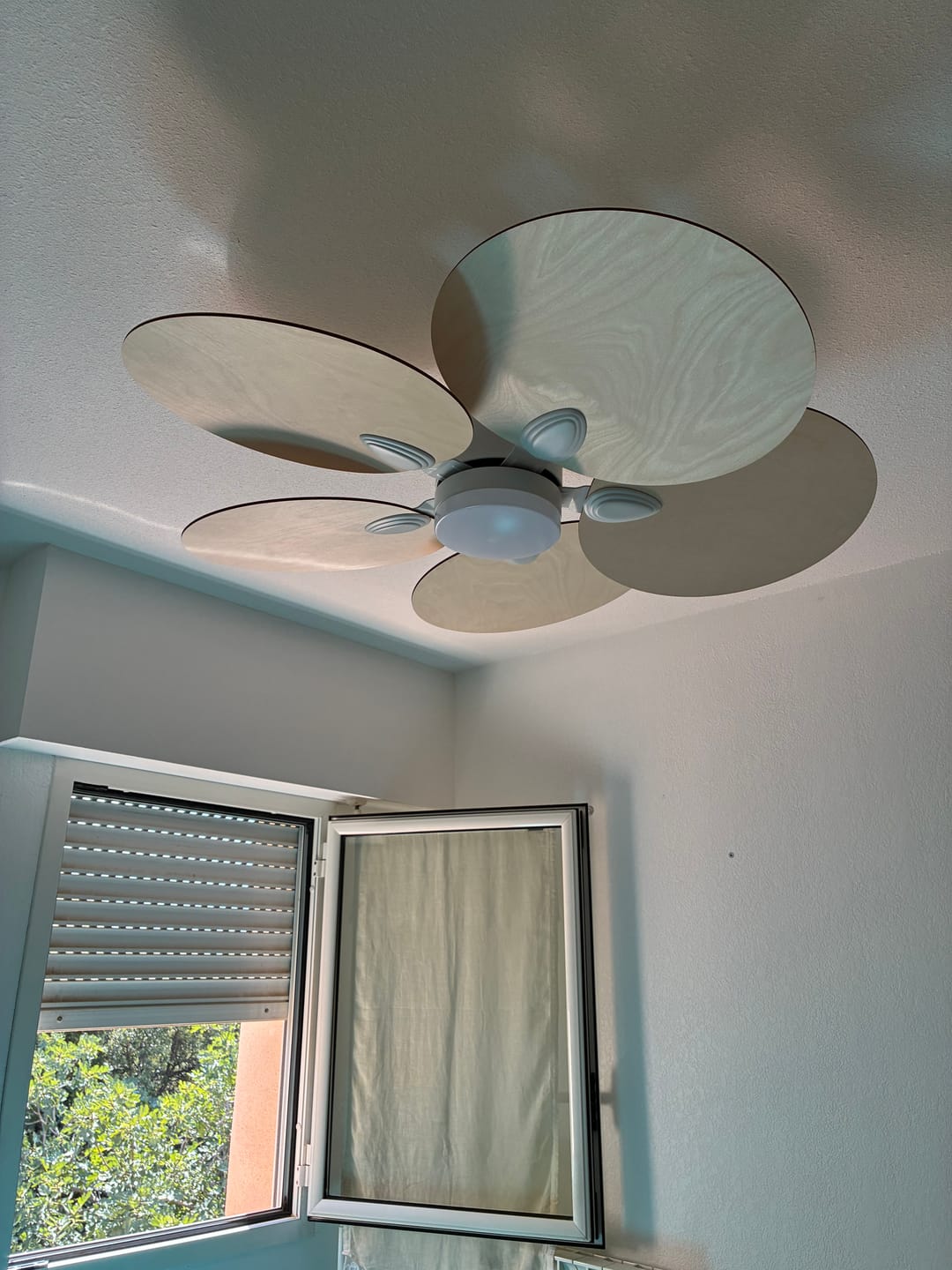 Customer photo review of Lotus | Ventilateur de plafond – Ø 105 cm