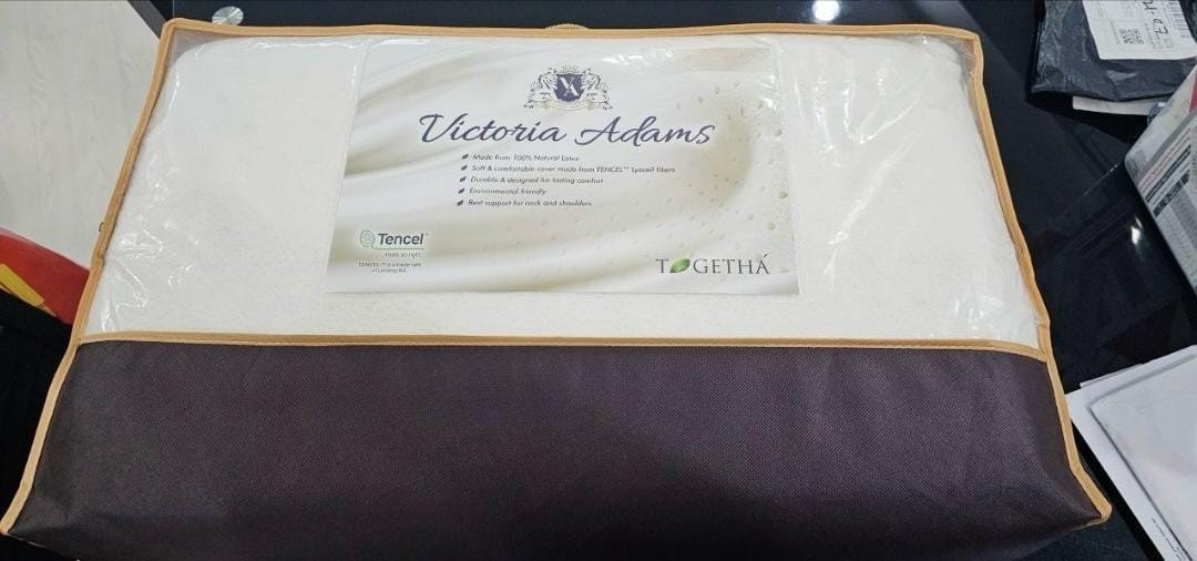 Customer photo review of Getha Togetha Victoria Adams Latex Pillow