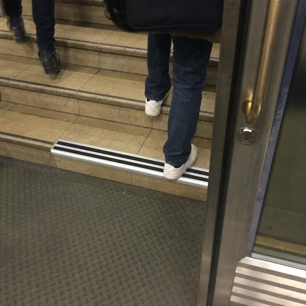Customer photo review of Smart Driver Adapter CCI Illuminated Stair Nosings Accessory
