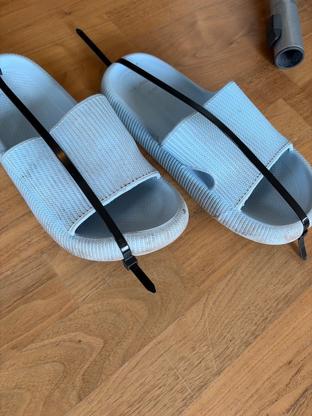 Customer photo review of HappyFlops Original