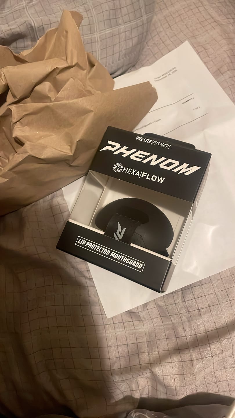 Customer photo review of Phenom Elite Hexa-Flow 4.0 Football Mouthguard – Team Color Edition (Adult & Youth)