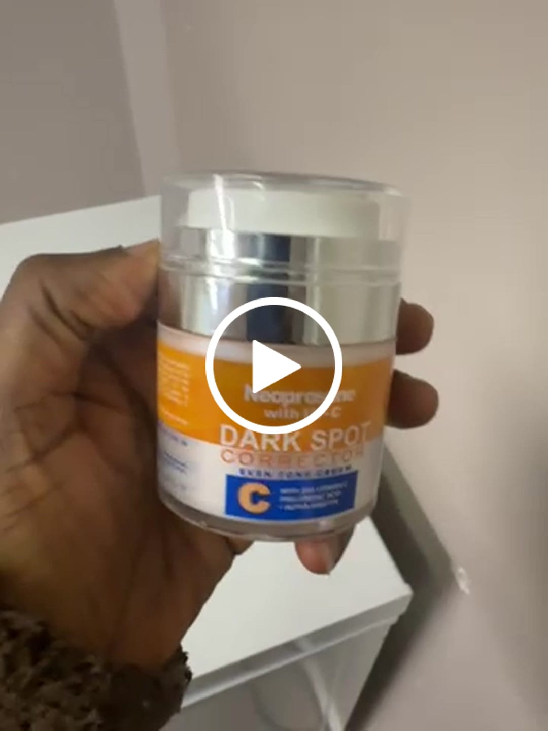 Customer video review of Neoprosone Dark Spot Corrector Cream With Vitamin C 30ml / 1 fl oz