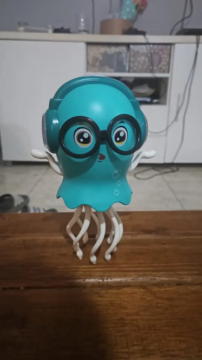 Customer photo review of Pulpo Bailarín Interactivo