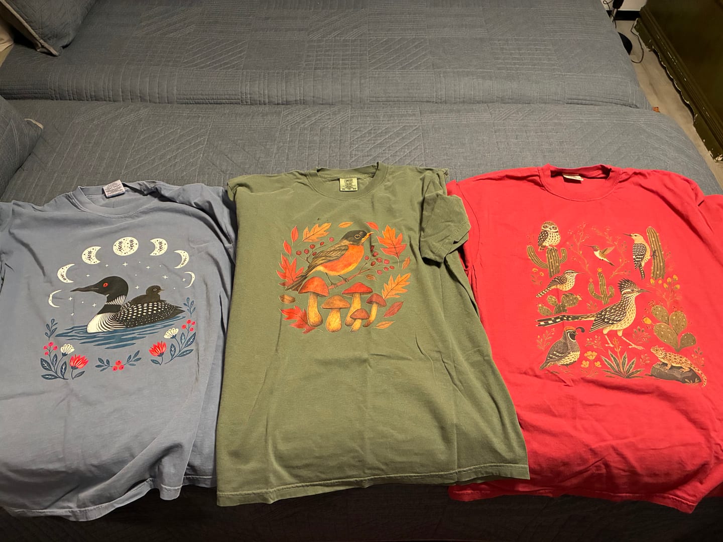 Customer photo review of Robin’s Autumn T-Shirt
