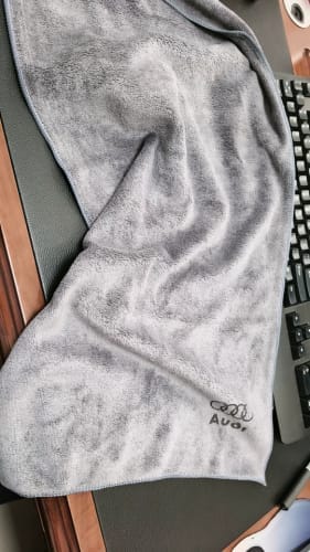 Customer photo review of Personalisierte Mikrofaser-Tücher: Schnelle Entfernung von Flecken im Auto