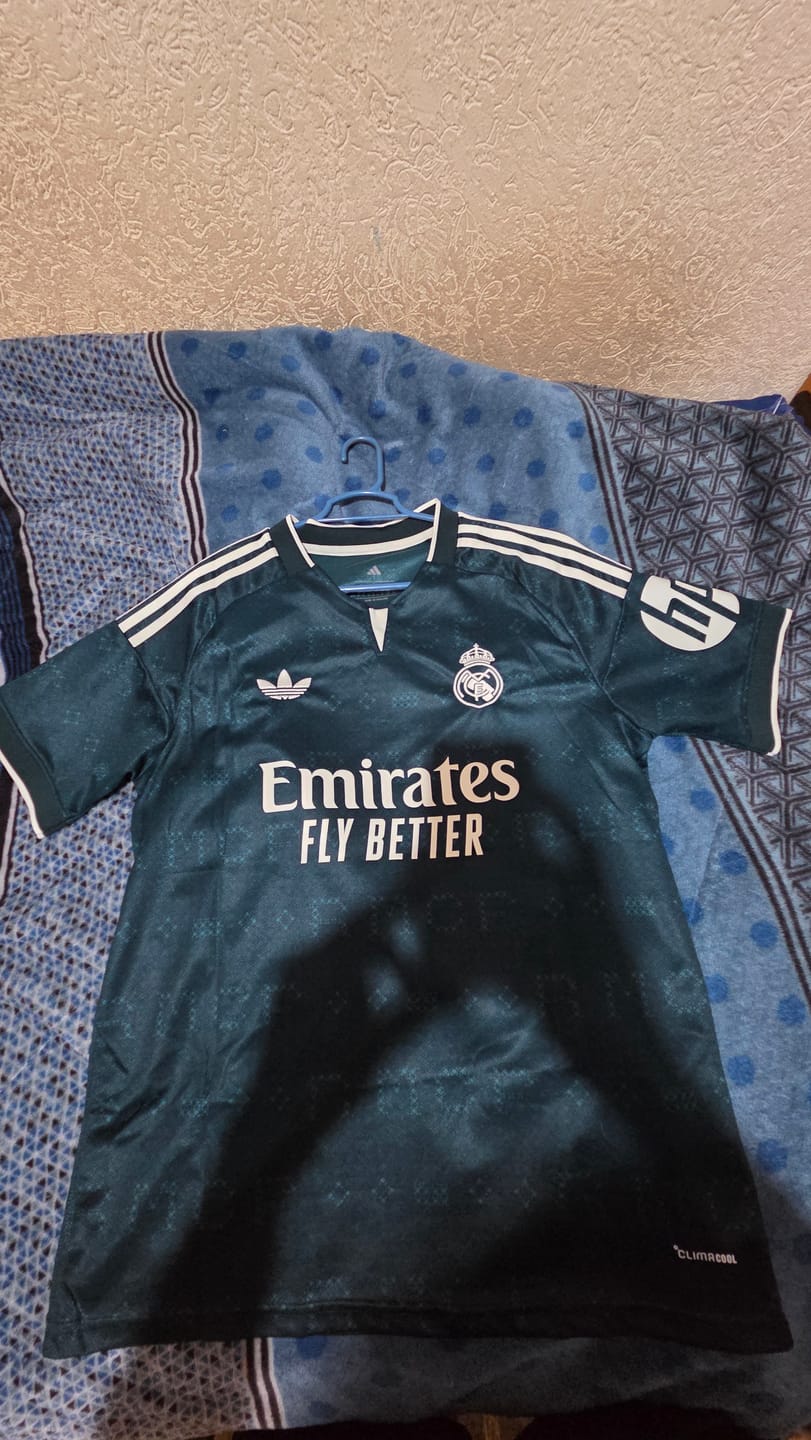 Customer photo review of REAL MADRID 26/27 VISITA