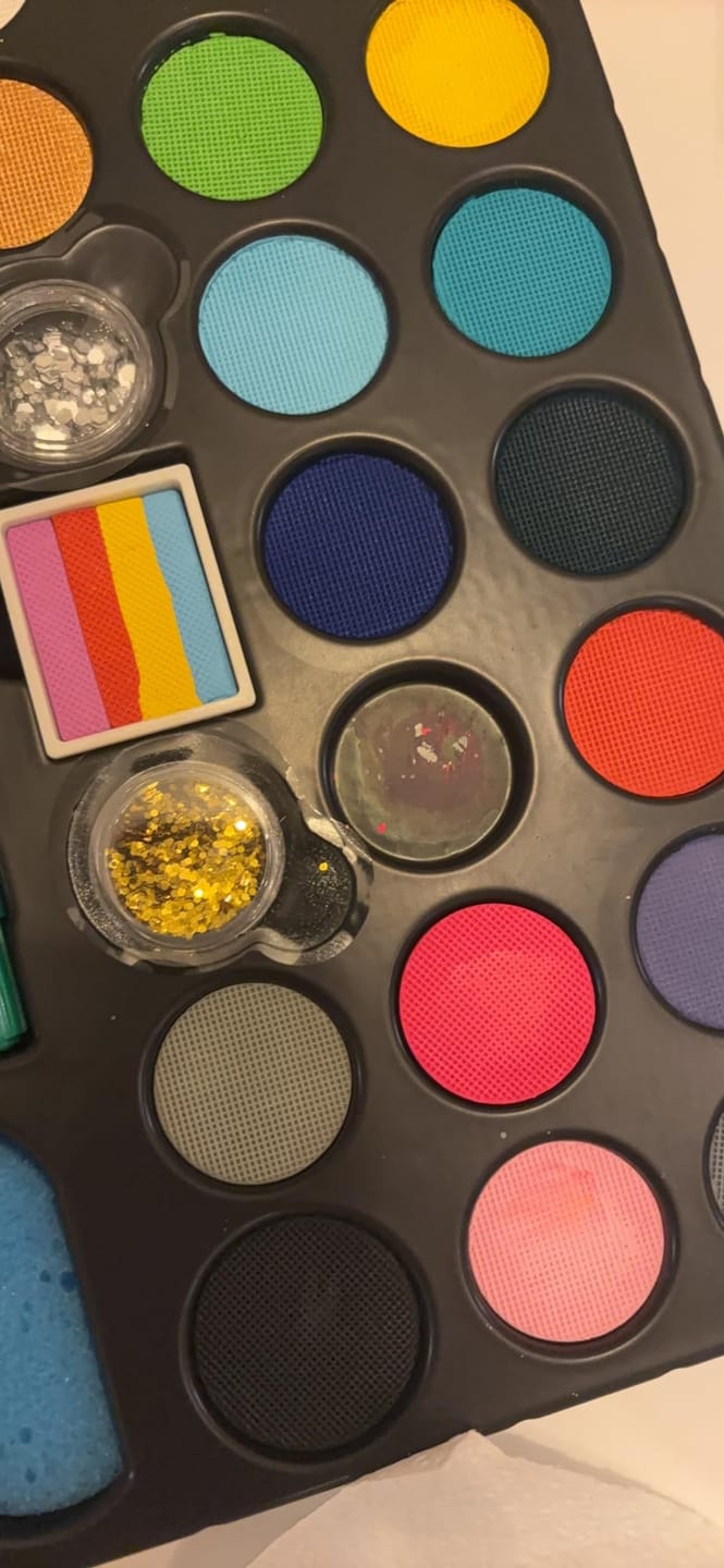 Customer photo review of Ultimate Party Pack - Face Paint for Kids