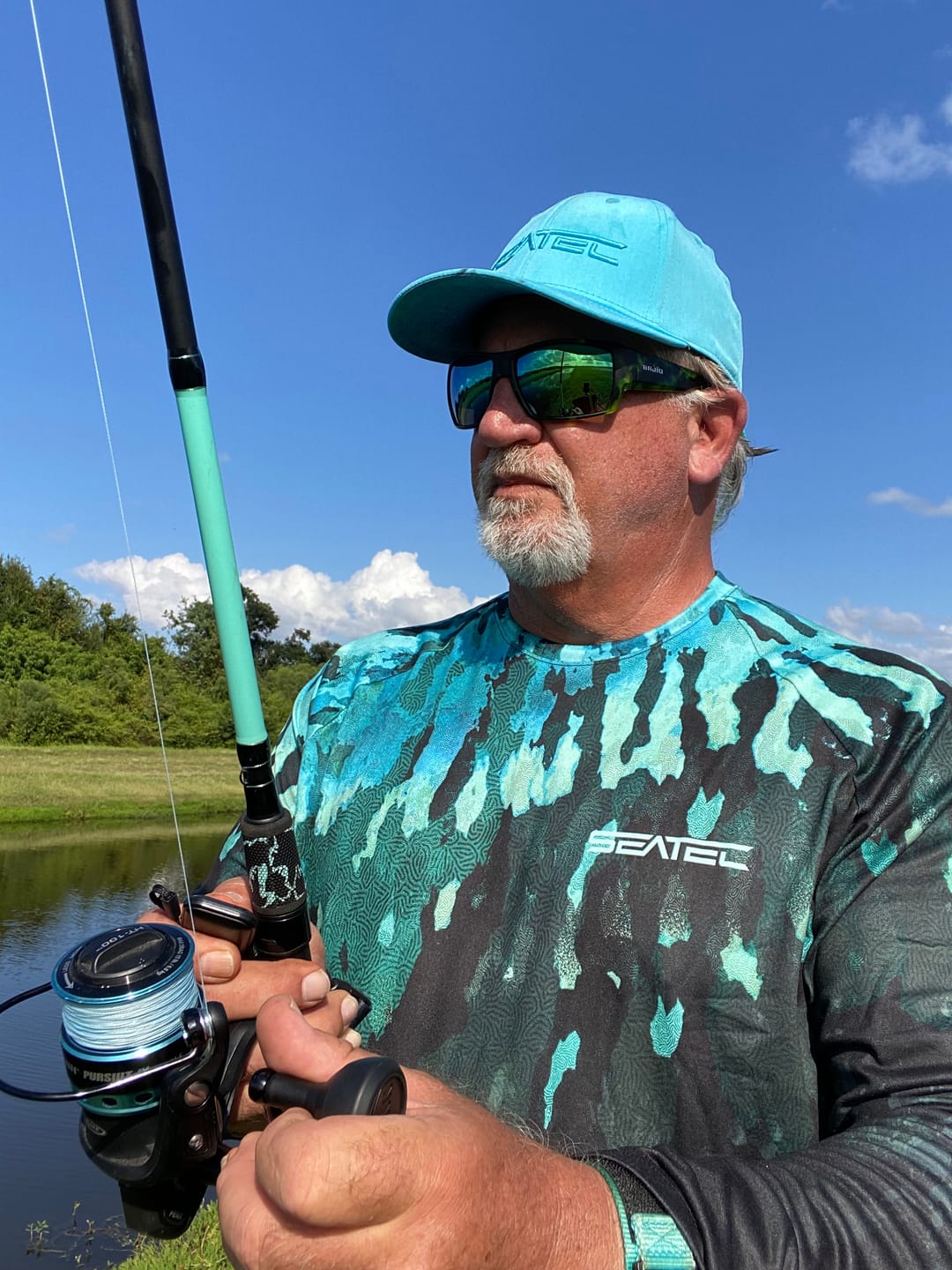 Customer photo review of Snakehead Sport Tec Crew Long Sleeve – Men's