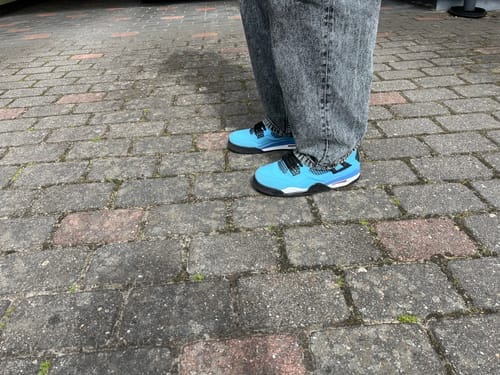 Customer photo review of Air Jordan 4 Travis Scott Cactus Jack