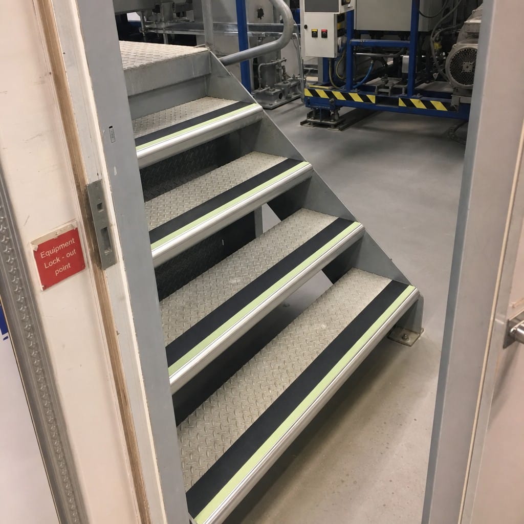 Customer photo review of Aluminium Stair Nosing 87x40mm Bullnose, Photoluminescent Anti-Slip