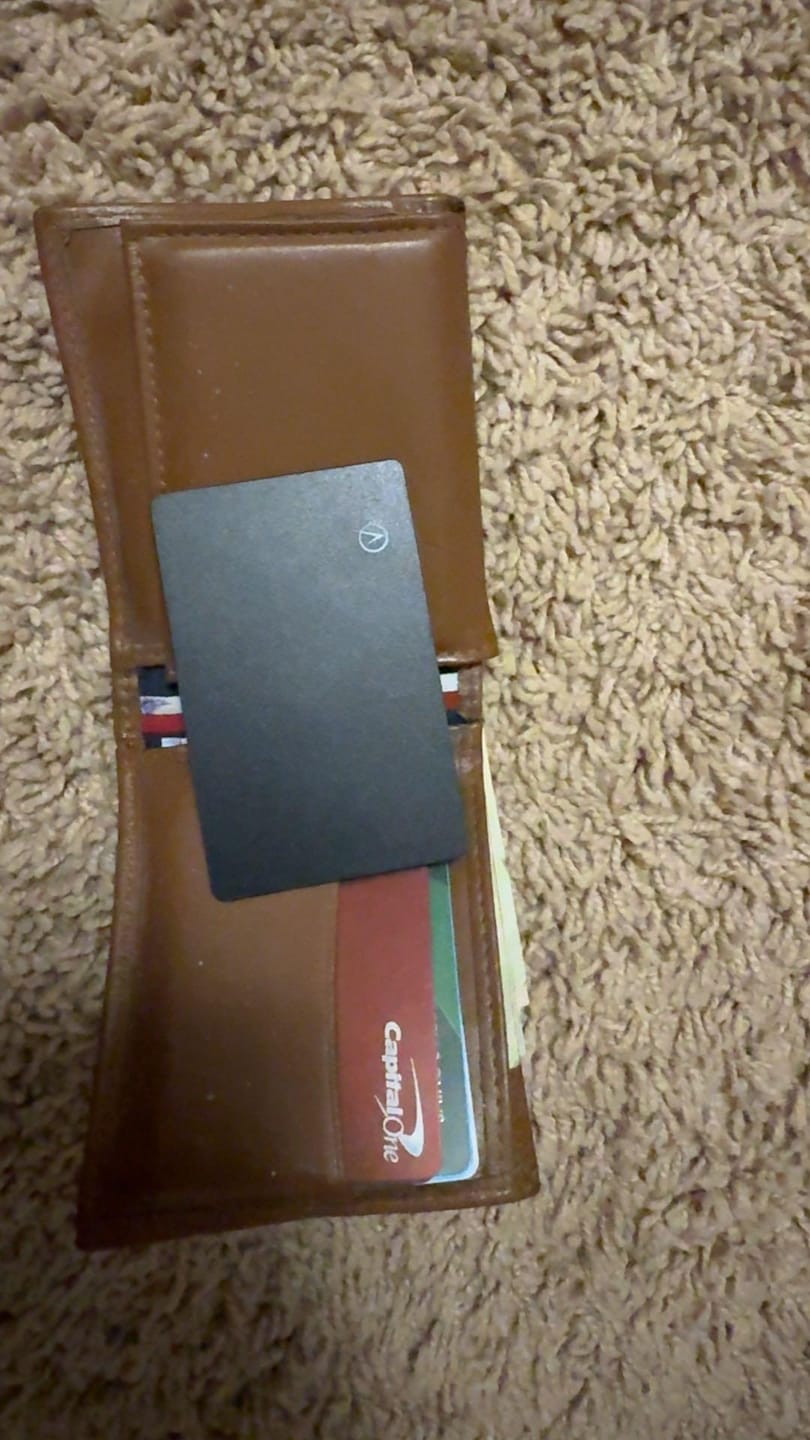 Customer photo review of Vantamo Tracking Card PRO