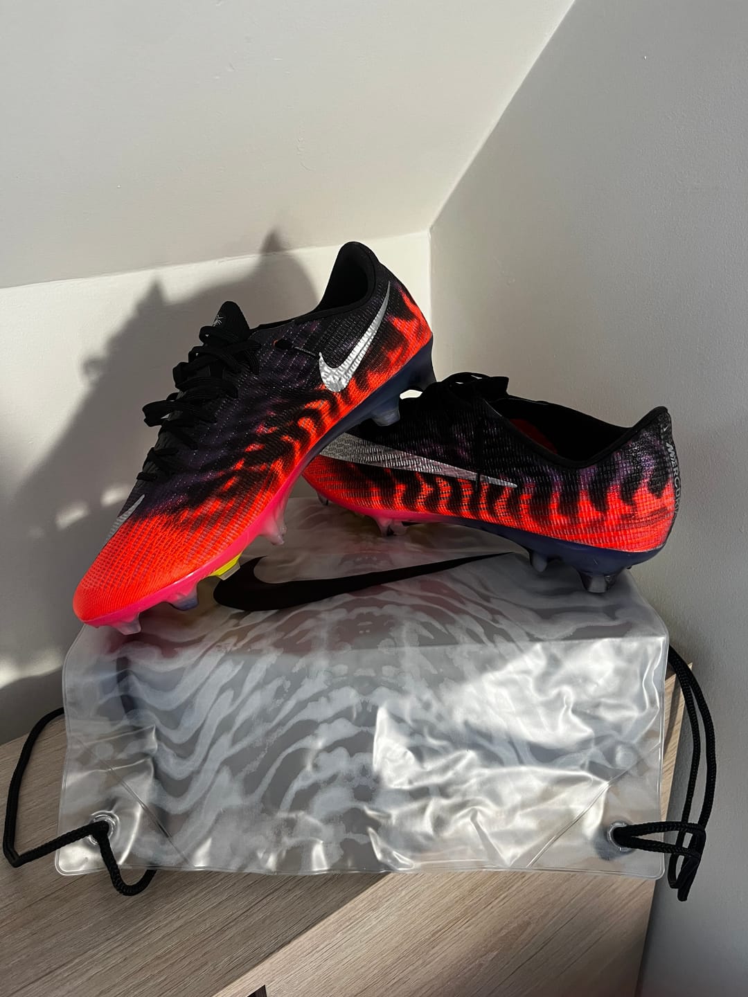 Customer photo review of Nike Mercurial Superfly 11 Elite FG Scorpion - Bleu/Rouge/Argenté