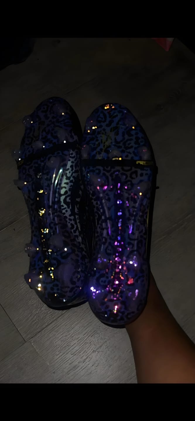Customer photo review of Predator Elite FT FG Kaka - Limited Edition
