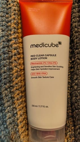 Customer photo review of Red Clear Capsule Body Lotion