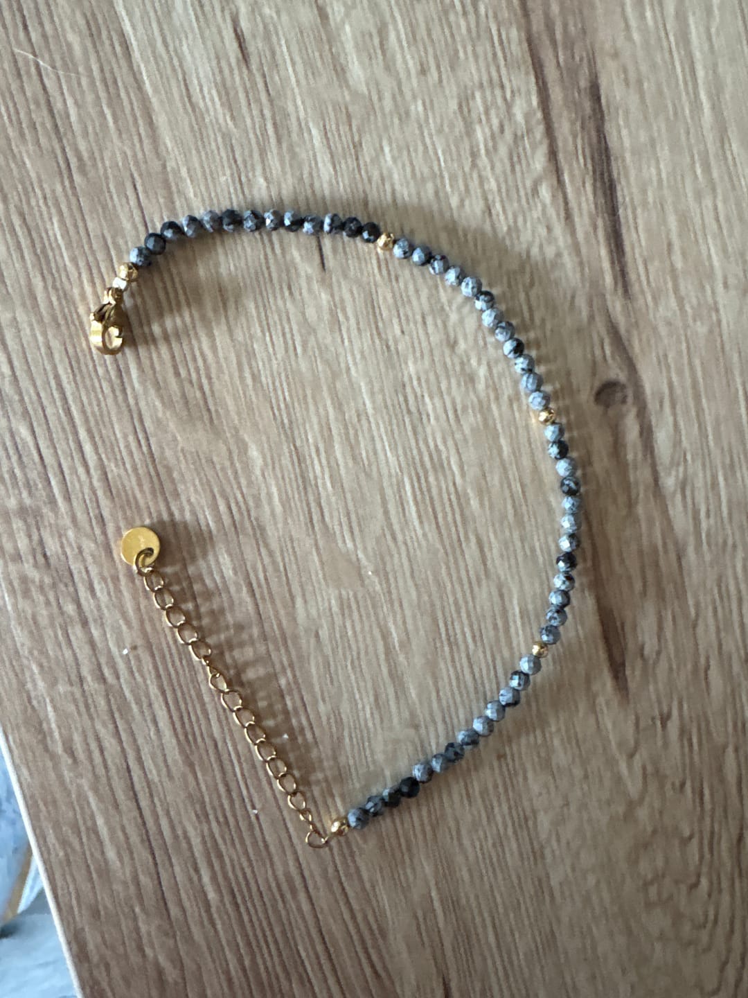 Customer photo review of Obsidian Armband - Schneeflocken Obsidian
