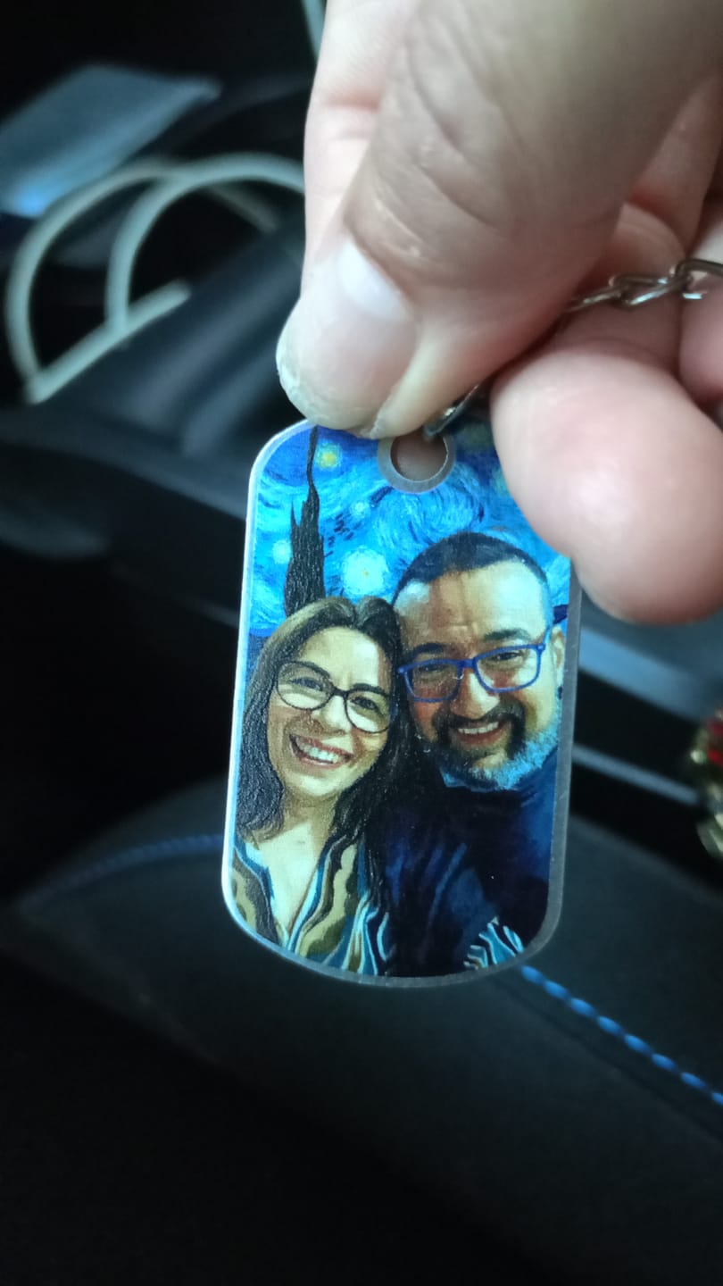 Customer photo review of La tua foto (stile Van Gogh) - Portachiavi in metallo personalizzato