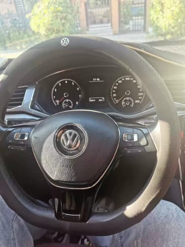 Customer photo review of Personalisierte Lederabdeckung für das Auto-Lenkrad